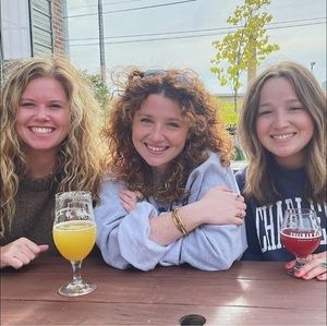 Meet your Posher, Gabi